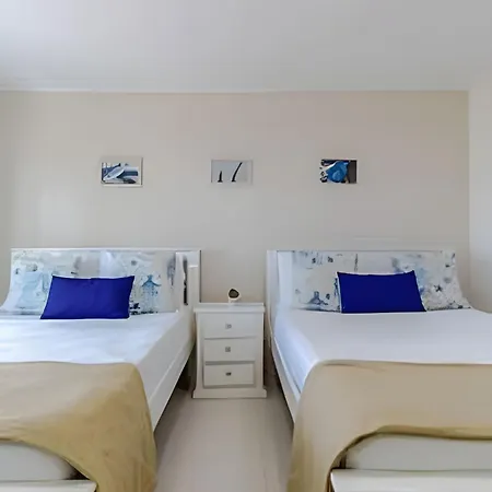 Casa Solarium, Aldaba Selection