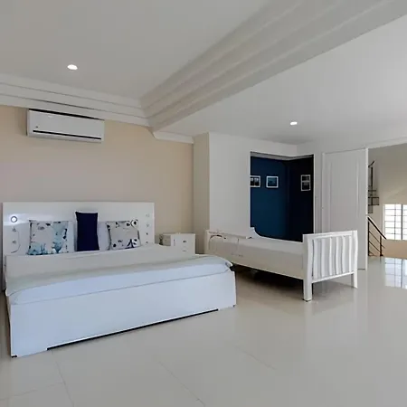 Villa Casa Solarium, Aldaba Selection *